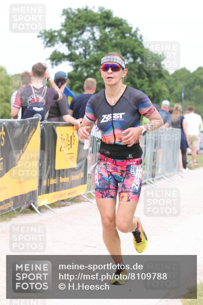 22.06.2025 - Viking Triathlon H.Heesch http://msf.ph/oto/8109788 22.06.2025 14:39:57 Laufen 72, 229 meine-sportfotos.de