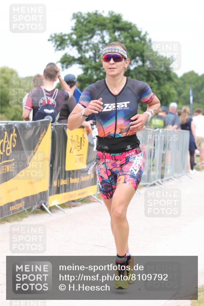 22.06.2025 - Viking Triathlon H.Heesch http://msf.ph/oto/8109792 22.06.2025 14:39:57 Laufen 72, 229 meine-sportfotos.de