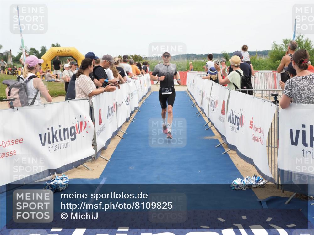 22.06.2025 - Viking Triathlon MichiJ http://msf.ph/oto/8109825 22.06.2025 15:01:18 Ziel 132 meine-sportfotos.de