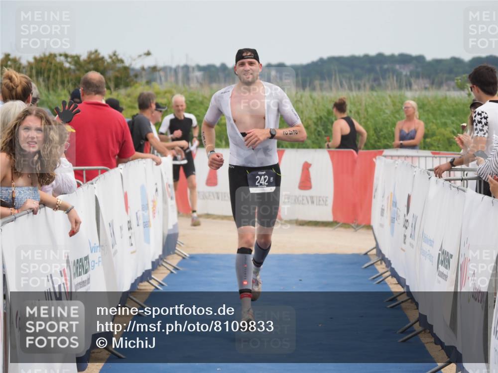 22.06.2025 - Viking Triathlon MichiJ http://msf.ph/oto/8109833 22.06.2025 14:52:30 Ziel 242 meine-sportfotos.de