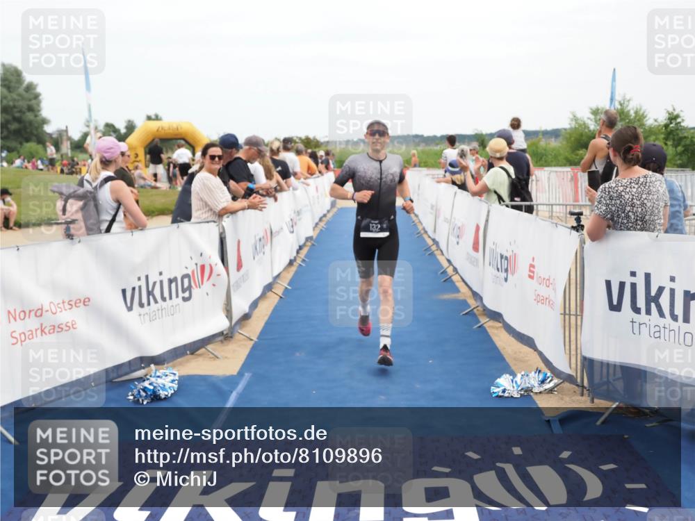 22.06.2025 - Viking Triathlon MichiJ http://msf.ph/oto/8109896 22.06.2025 15:01:18 Ziel 132 meine-sportfotos.de