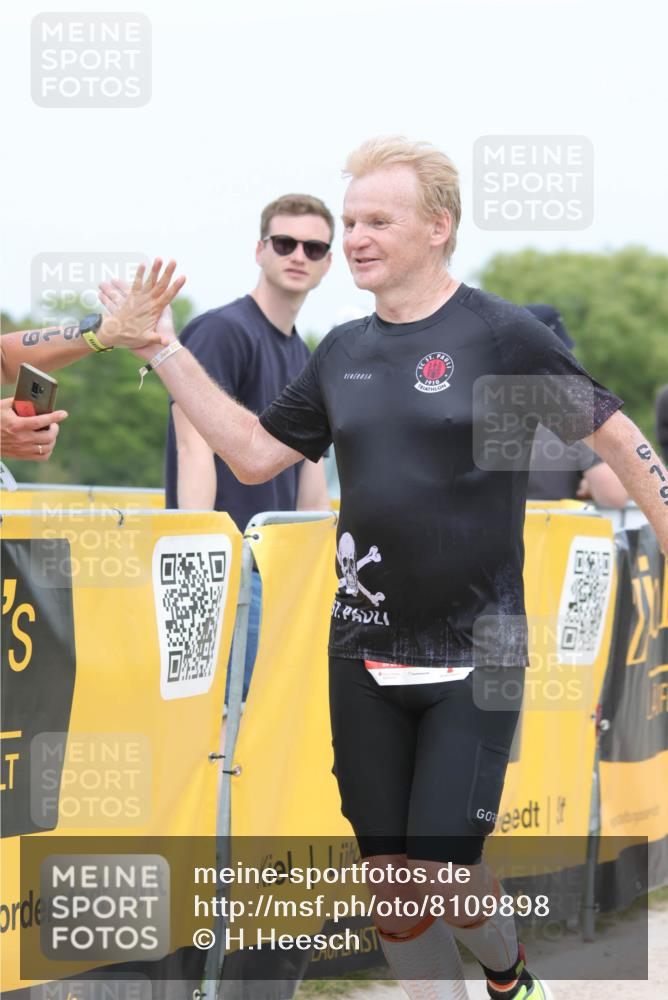 22.06.2025 - Viking Triathlon H.Heesch http://msf.ph/oto/8109898 22.06.2025 14:40:08 Laufen 106, 234, 372, 619 meine-sportfotos.de