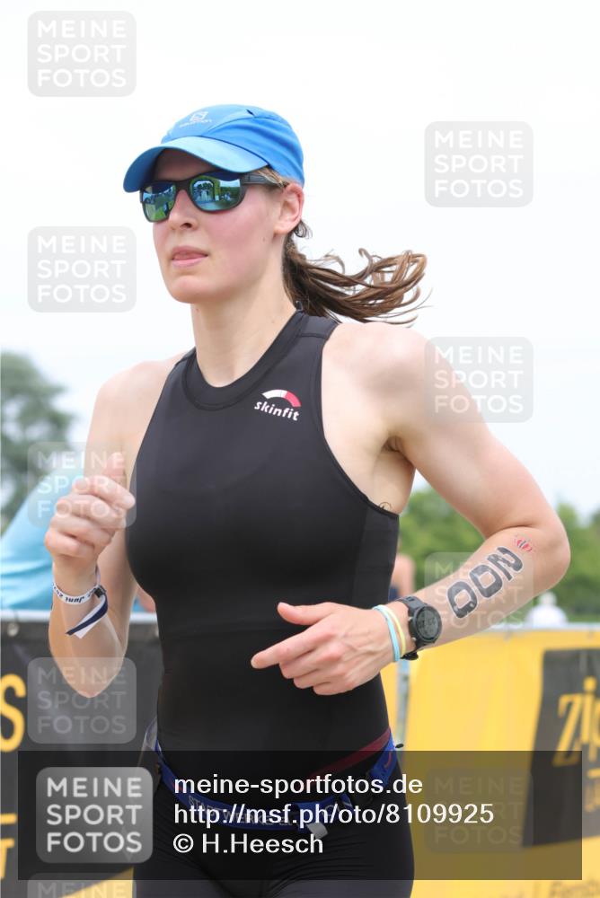 22.06.2025 - Viking Triathlon H.Heesch http://msf.ph/oto/8109925 22.06.2025 14:44:23 Laufen 91, 200, 232, 383, 494 meine-sportfotos.de