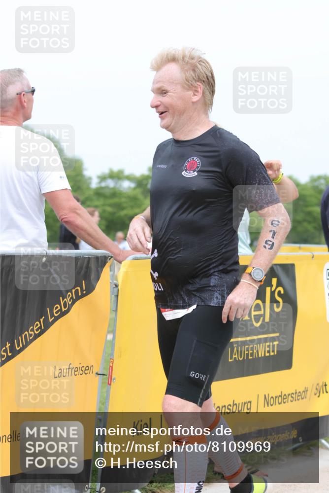 22.06.2025 - Viking Triathlon H.Heesch http://msf.ph/oto/8109969 22.06.2025 14:40:08 Laufen 106, 234, 372, 619 meine-sportfotos.de