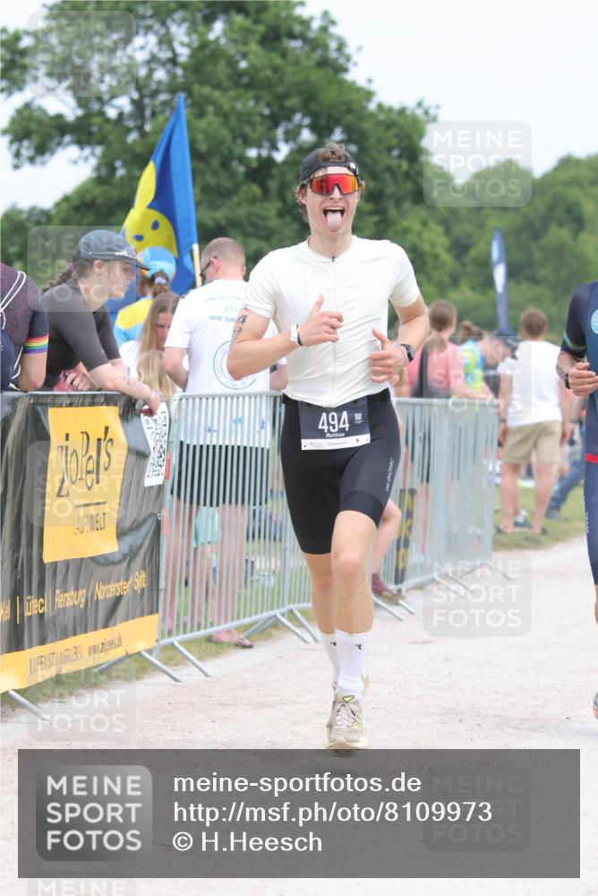 22.06.2025 - Viking Triathlon H.Heesch http://msf.ph/oto/8109973 22.06.2025 14:44:29 Laufen 177, 232, 494 meine-sportfotos.de