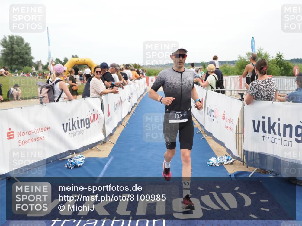 22.06.2025 - Viking Triathlon MichiJ http://msf.ph/oto/8109985 22.06.2025 15:01:19 Ziel 132 meine-sportfotos.de