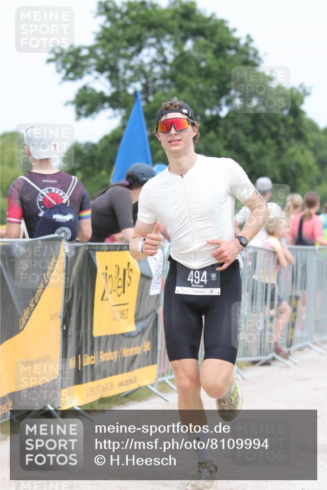 22.06.2025 - Viking Triathlon H.Heesch http://msf.ph/oto/8109994 22.06.2025 14:44:30 Laufen 177, 232, 285, 494 meine-sportfotos.de