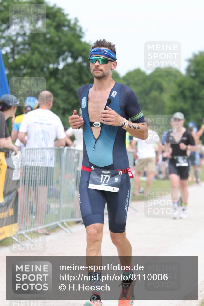 22.06.2025 - Viking Triathlon H.Heesch http://msf.ph/oto/8110006 22.06.2025 14:44:31 Laufen 177, 232, 285, 494 meine-sportfotos.de