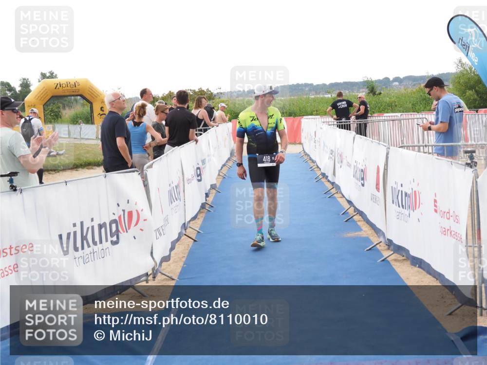 22.06.2025 - Viking Triathlon MichiJ http://msf.ph/oto/8110010 22.06.2025 16:22:05 Ziel 418 meine-sportfotos.de