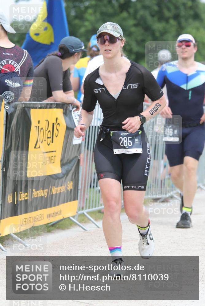 22.06.2025 - Viking Triathlon H.Heesch http://msf.ph/oto/8110039 22.06.2025 14:44:35 Laufen 177, 232, 285, 496 meine-sportfotos.de