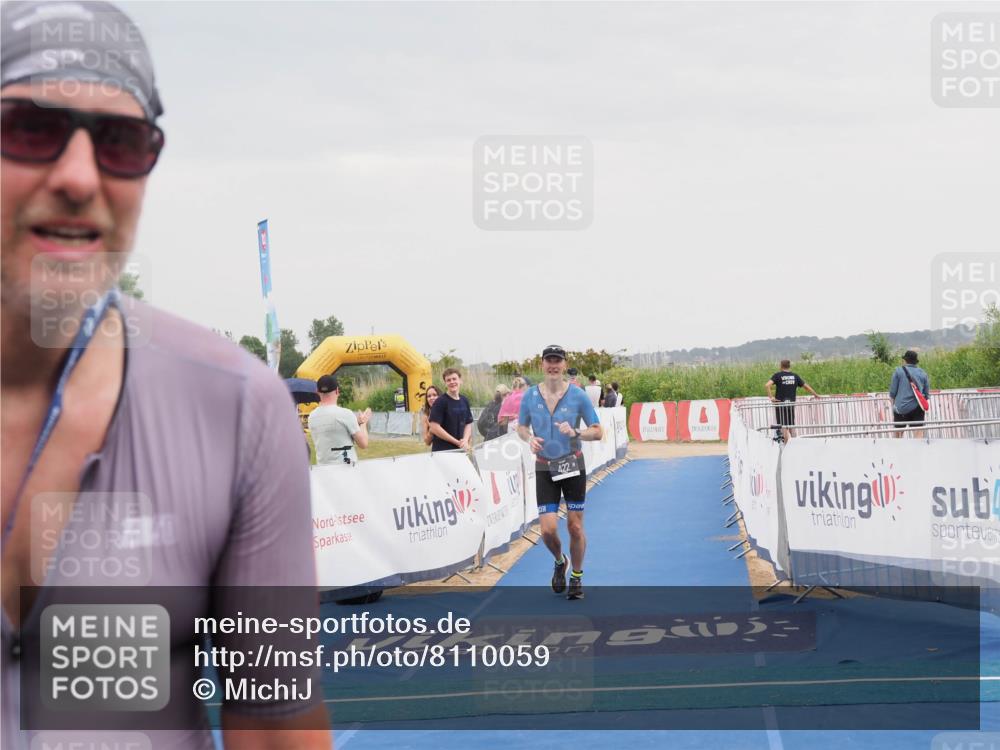 22.06.2025 - Viking Triathlon MichiJ http://msf.ph/oto/8110059 22.06.2025 16:38:57 Ziel 422 meine-sportfotos.de