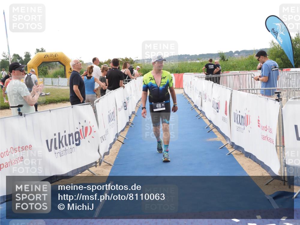 22.06.2025 - Viking Triathlon MichiJ http://msf.ph/oto/8110063 22.06.2025 16:22:06 Ziel 418 meine-sportfotos.de