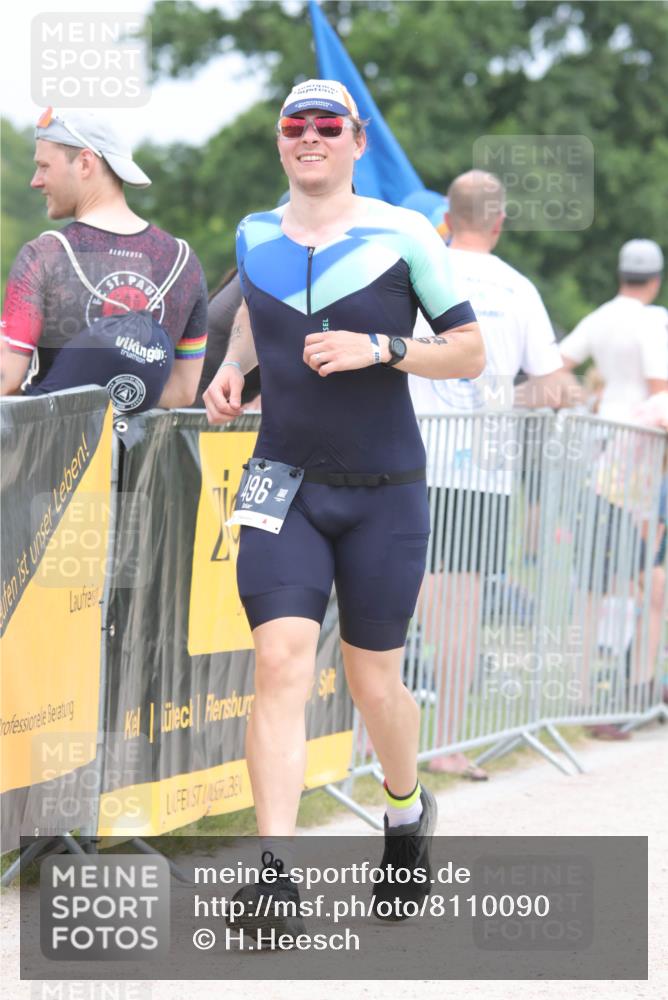 22.06.2025 - Viking Triathlon H.Heesch http://msf.ph/oto/8110090 22.06.2025 14:44:37 Laufen 285, 496 meine-sportfotos.de
