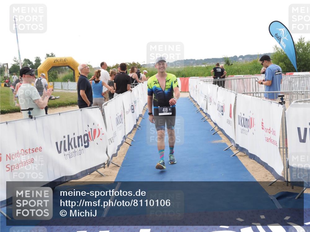 22.06.2025 - Viking Triathlon MichiJ http://msf.ph/oto/8110106 22.06.2025 16:22:06 Ziel 418 meine-sportfotos.de