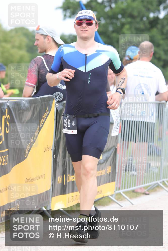 22.06.2025 - Viking Triathlon H.Heesch http://msf.ph/oto/8110107 22.06.2025 14:44:38 Laufen 285, 496 meine-sportfotos.de