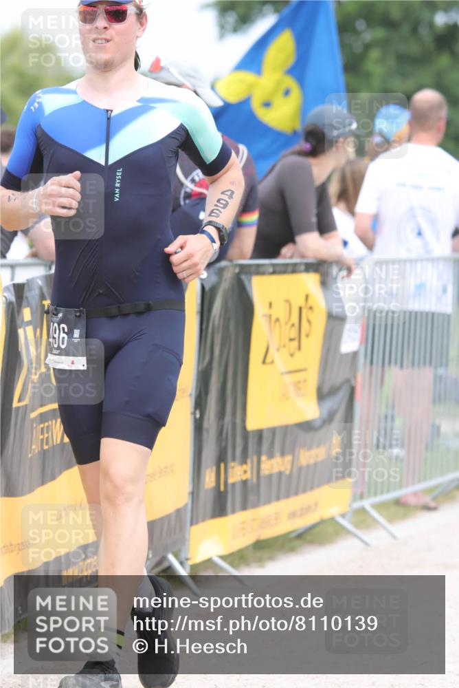 22.06.2025 - Viking Triathlon H.Heesch http://msf.ph/oto/8110139 22.06.2025 14:44:38 Laufen 285, 496 meine-sportfotos.de