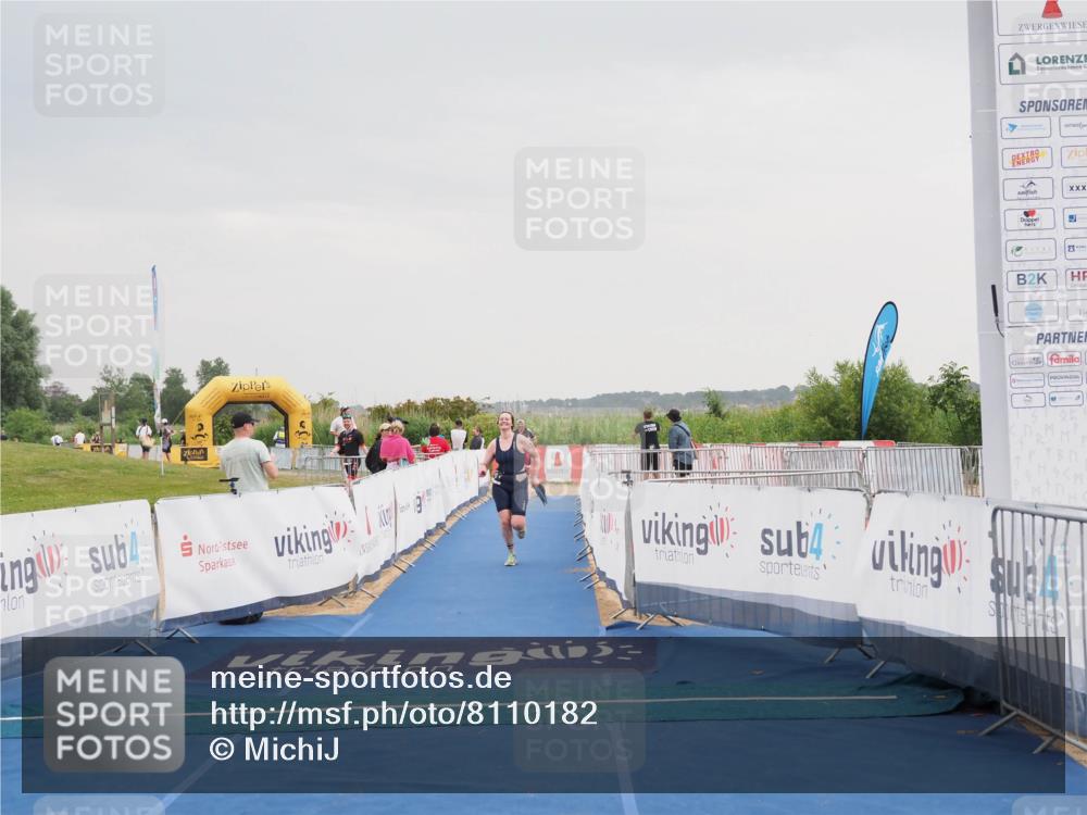 22.06.2025 - Viking Triathlon MichiJ http://msf.ph/oto/8110182 22.06.2025 16:39:18 Ziel 140 meine-sportfotos.de
