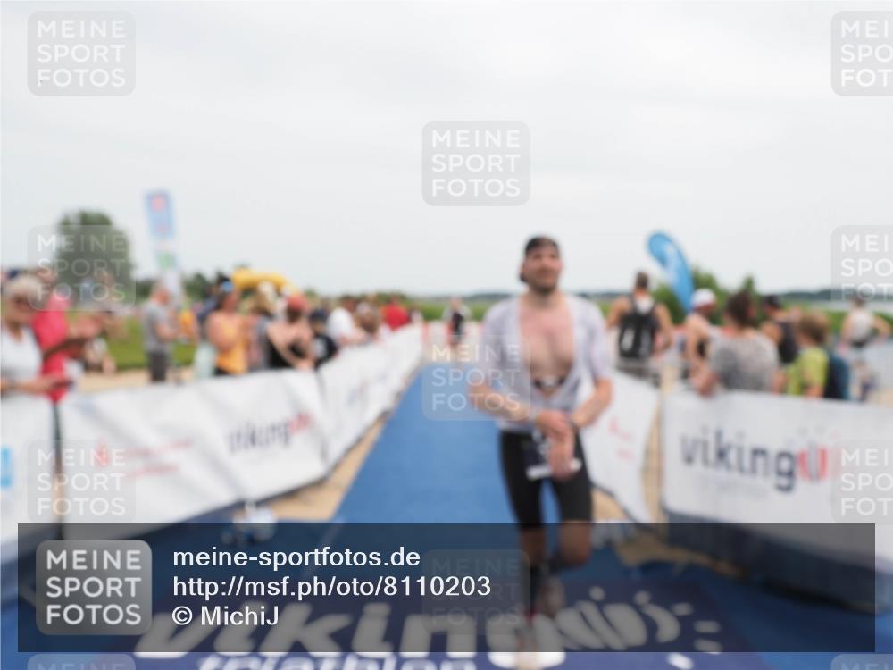 22.06.2025 - Viking Triathlon MichiJ http://msf.ph/oto/8110203 22.06.2025 14:52:33 Ziel 101, 242 meine-sportfotos.de