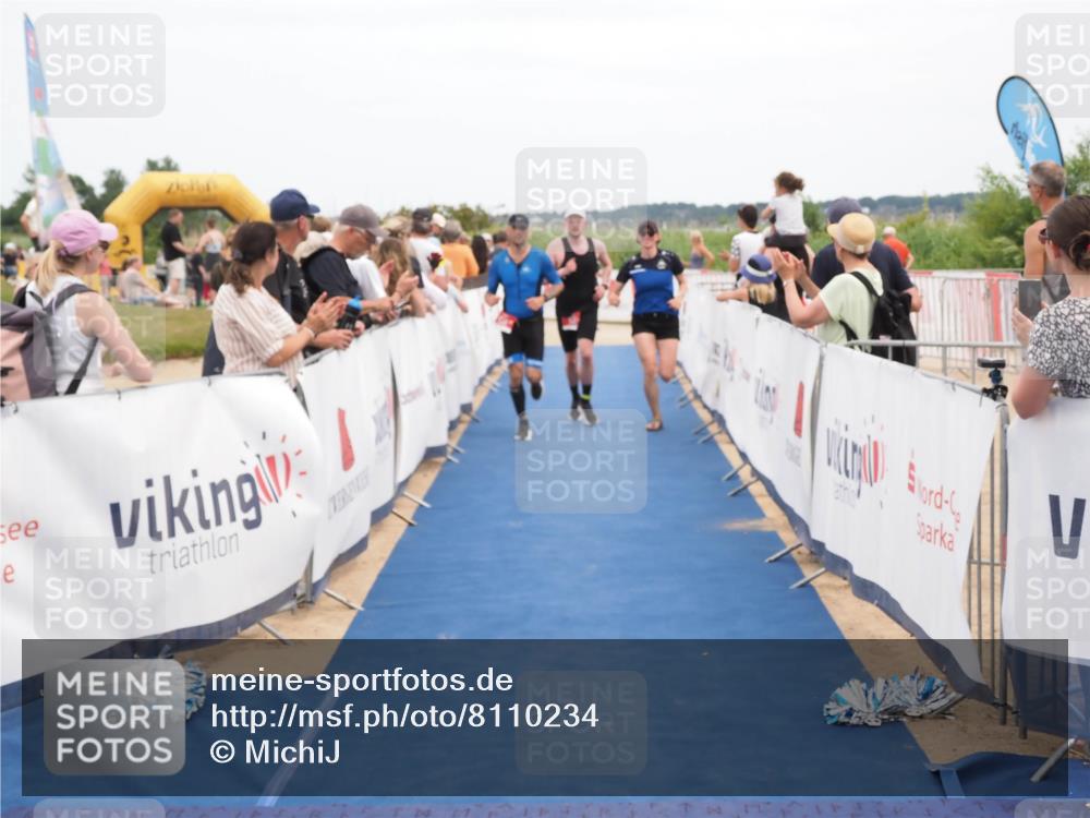 22.06.2025 - Viking Triathlon MichiJ http://msf.ph/oto/8110234 22.06.2025 15:01:27 Ziel 635 meine-sportfotos.de