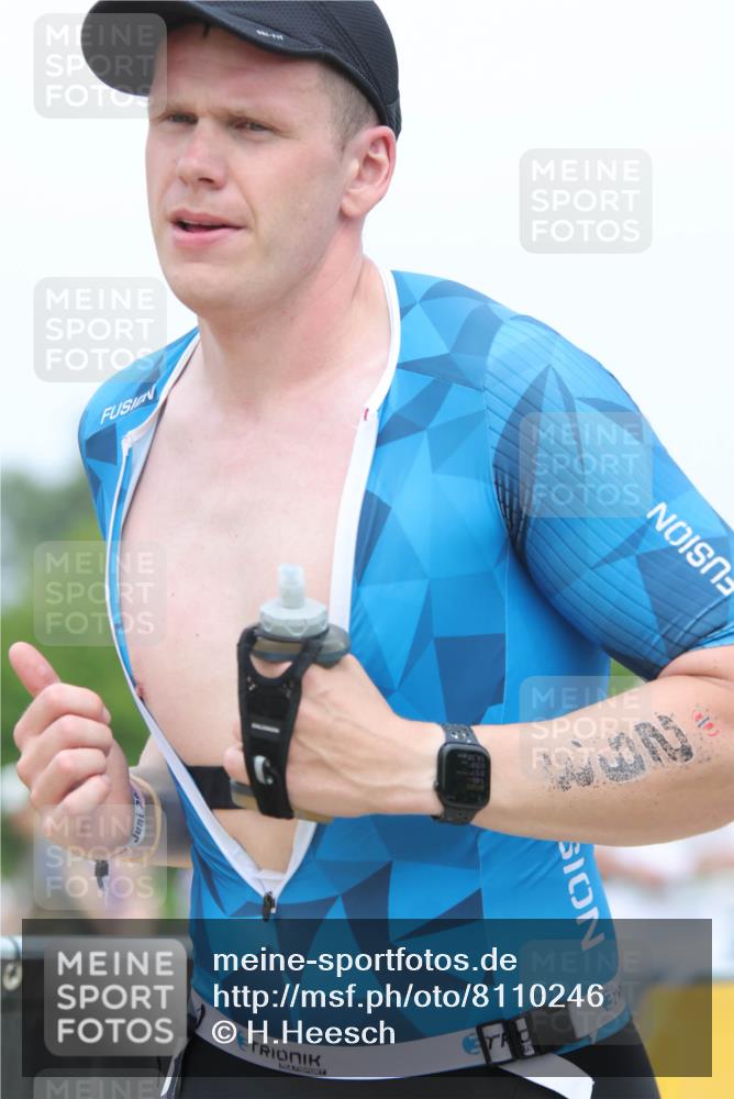 22.06.2025 - Viking Triathlon H.Heesch http://msf.ph/oto/8110246 22.06.2025 14:40:23 Laufen 97, 298, 358, 444 meine-sportfotos.de