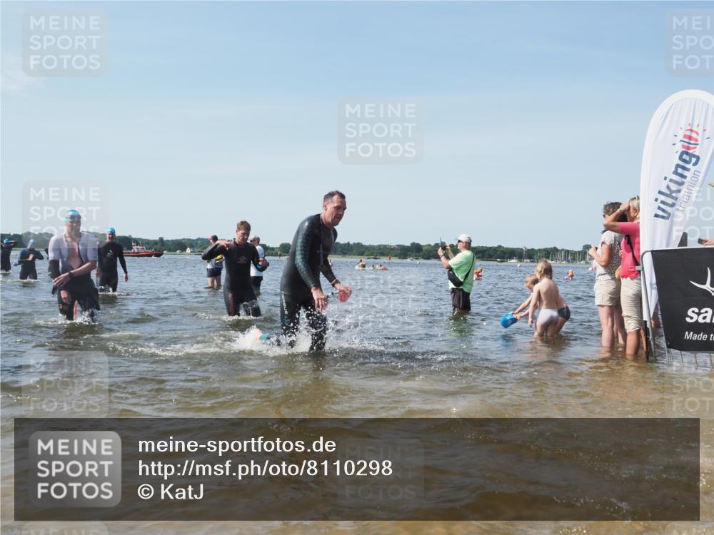22.06.2025 - Viking Triathlon KatJ http://msf.ph/oto/8110298 22.06.2025 10:39:13 Schwimmen 79, 83, 148, 181, 182, 195, 238, 276, 295, 351, 386, 451, 536, 654 meine-sportfotos.de