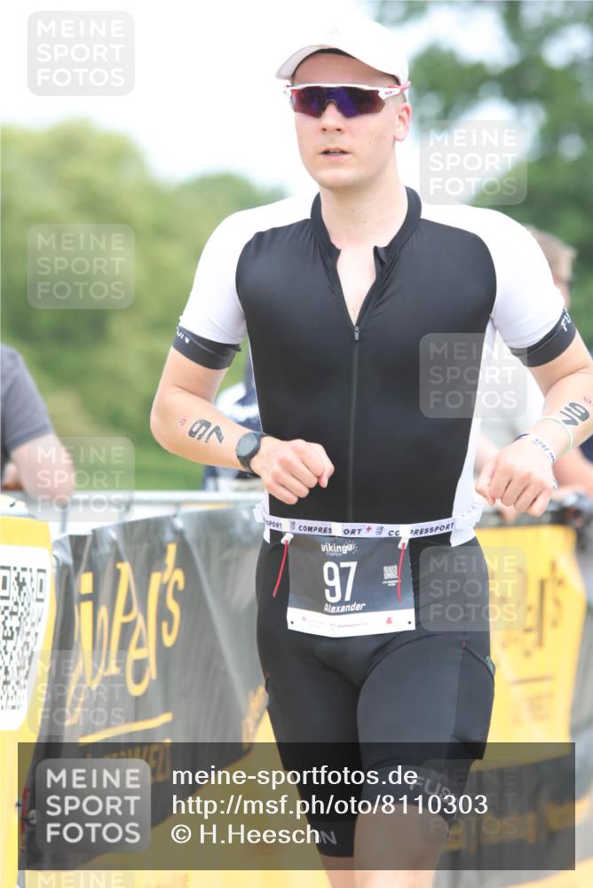 22.06.2025 - Viking Triathlon H.Heesch http://msf.ph/oto/8110303 22.06.2025 14:40:27 Laufen 97, 298, 444 meine-sportfotos.de