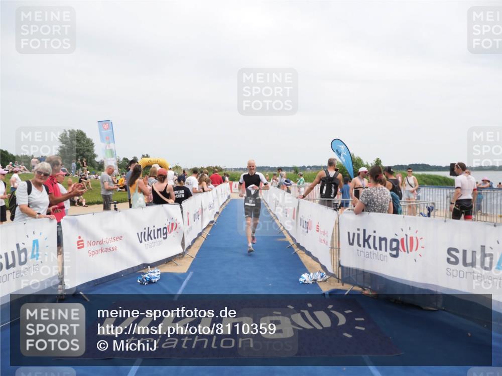 22.06.2025 - Viking Triathlon MichiJ http://msf.ph/oto/8110359 22.06.2025 14:52:37 Ziel 101, 242 meine-sportfotos.de