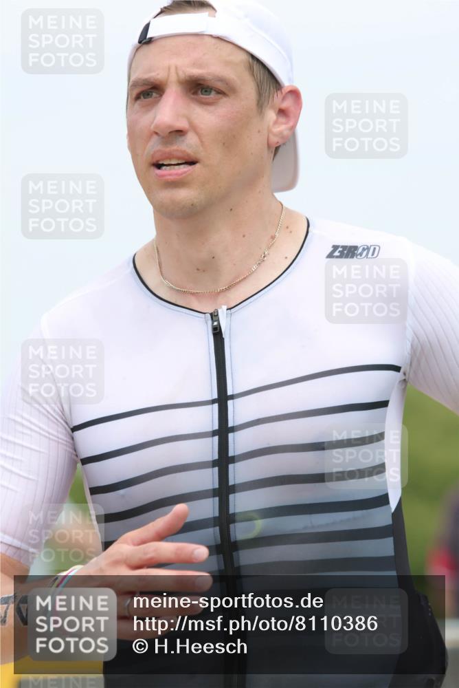 22.06.2025 - Viking Triathlon H.Heesch http://msf.ph/oto/8110386 22.06.2025 14:40:30 Laufen 97, 444 meine-sportfotos.de