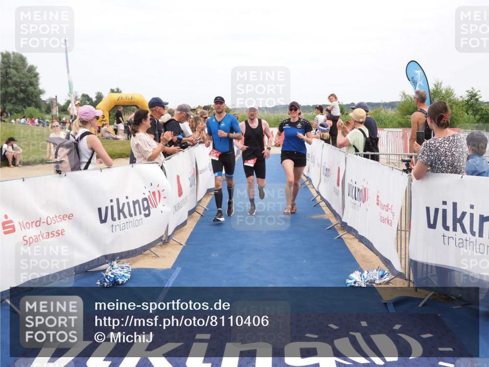 22.06.2025 - Viking Triathlon MichiJ http://msf.ph/oto/8110406 22.06.2025 15:01:28 Ziel 635 meine-sportfotos.de