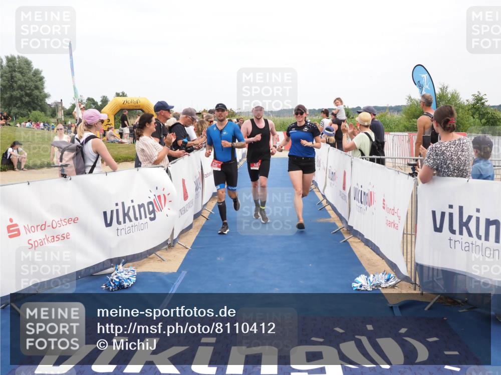 22.06.2025 - Viking Triathlon MichiJ http://msf.ph/oto/8110412 22.06.2025 15:01:28 Ziel 635 meine-sportfotos.de