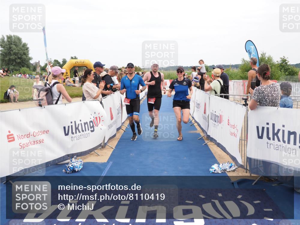22.06.2025 - Viking Triathlon MichiJ http://msf.ph/oto/8110419 22.06.2025 15:01:28 Ziel 635 meine-sportfotos.de