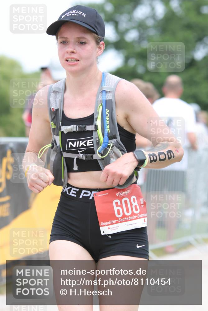 22.06.2025 - Viking Triathlon H.Heesch http://msf.ph/oto/8110454 22.06.2025 14:40:42 Laufen 460, 608, 658 meine-sportfotos.de
