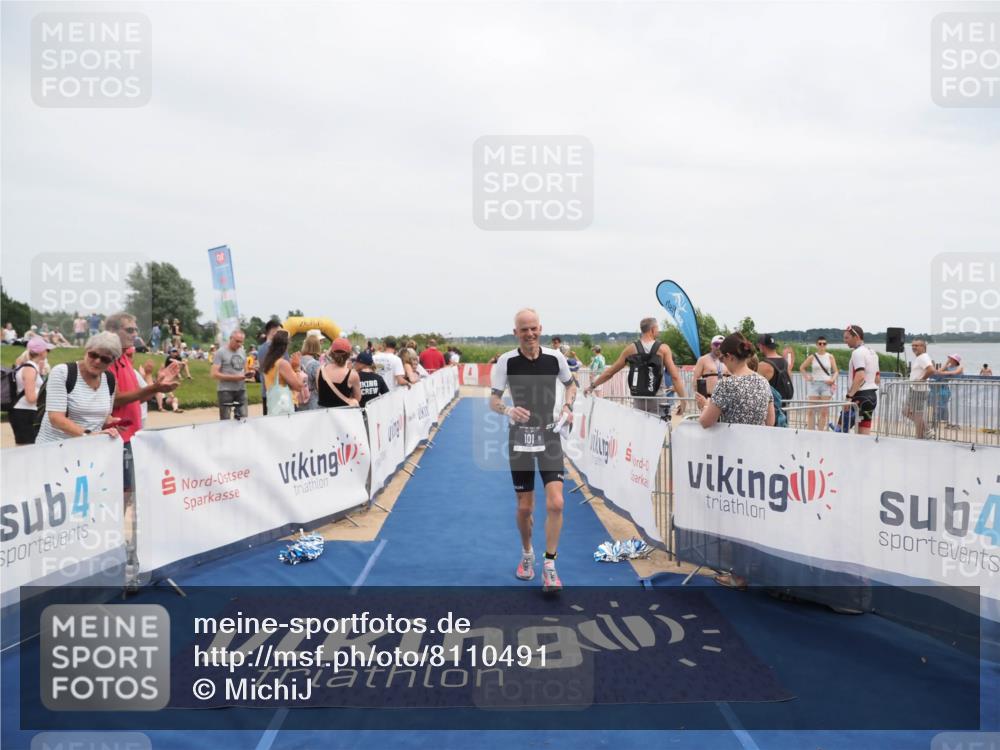 22.06.2025 - Viking Triathlon MichiJ http://msf.ph/oto/8110491 22.06.2025 14:52:38 Ziel 101 meine-sportfotos.de