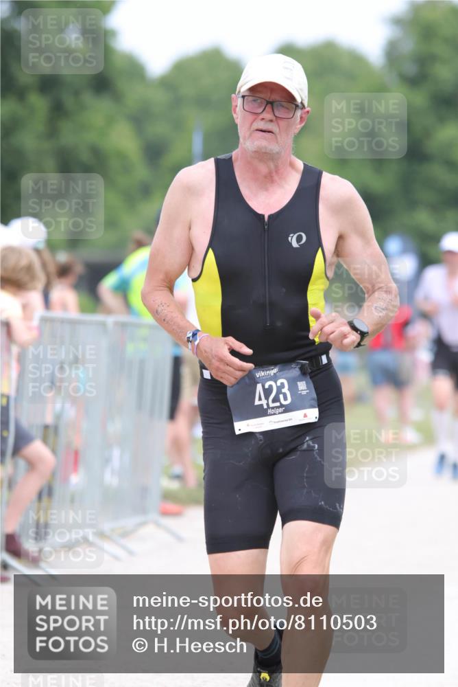 22.06.2025 - Viking Triathlon H.Heesch http://msf.ph/oto/8110503 22.06.2025 14:45:07 Laufen 47, 423 meine-sportfotos.de