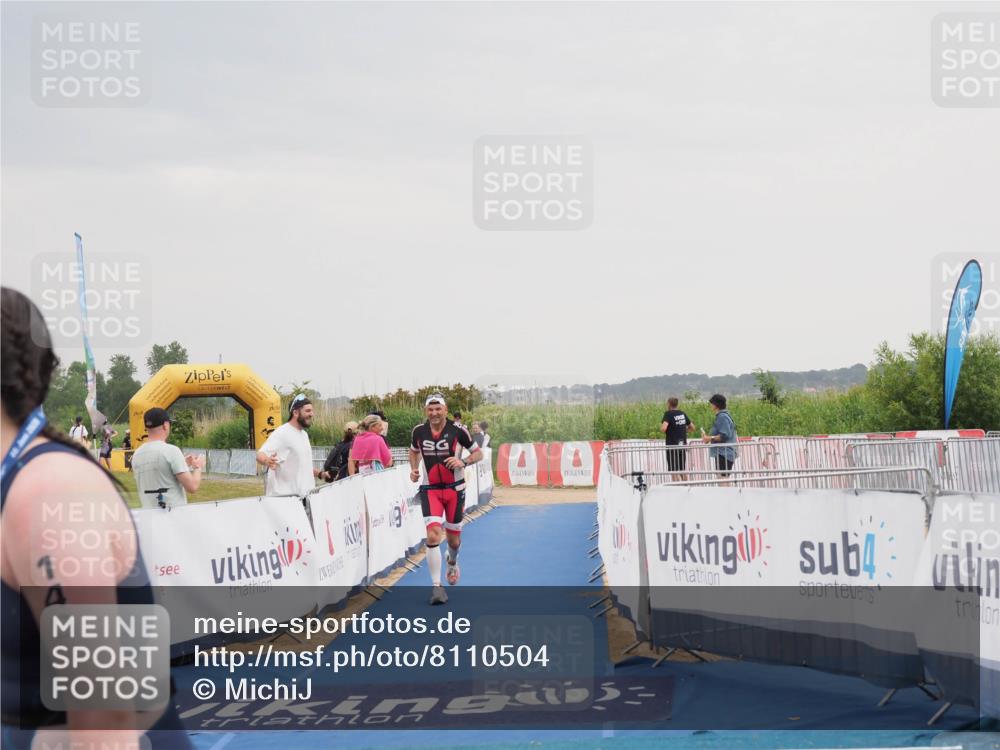 22.06.2025 - Viking Triathlon MichiJ http://msf.ph/oto/8110504 22.06.2025 16:39:24 Ziel 156 meine-sportfotos.de