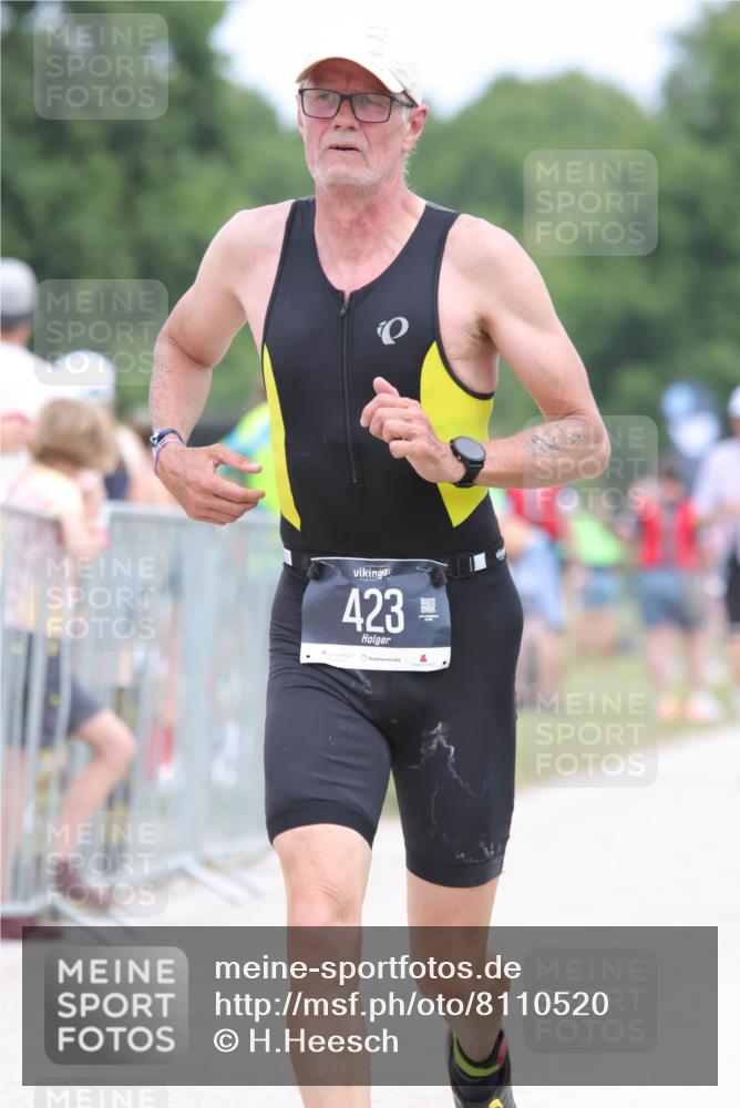 22.06.2025 - Viking Triathlon H.Heesch http://msf.ph/oto/8110520 22.06.2025 14:45:07 Laufen 47, 423 meine-sportfotos.de