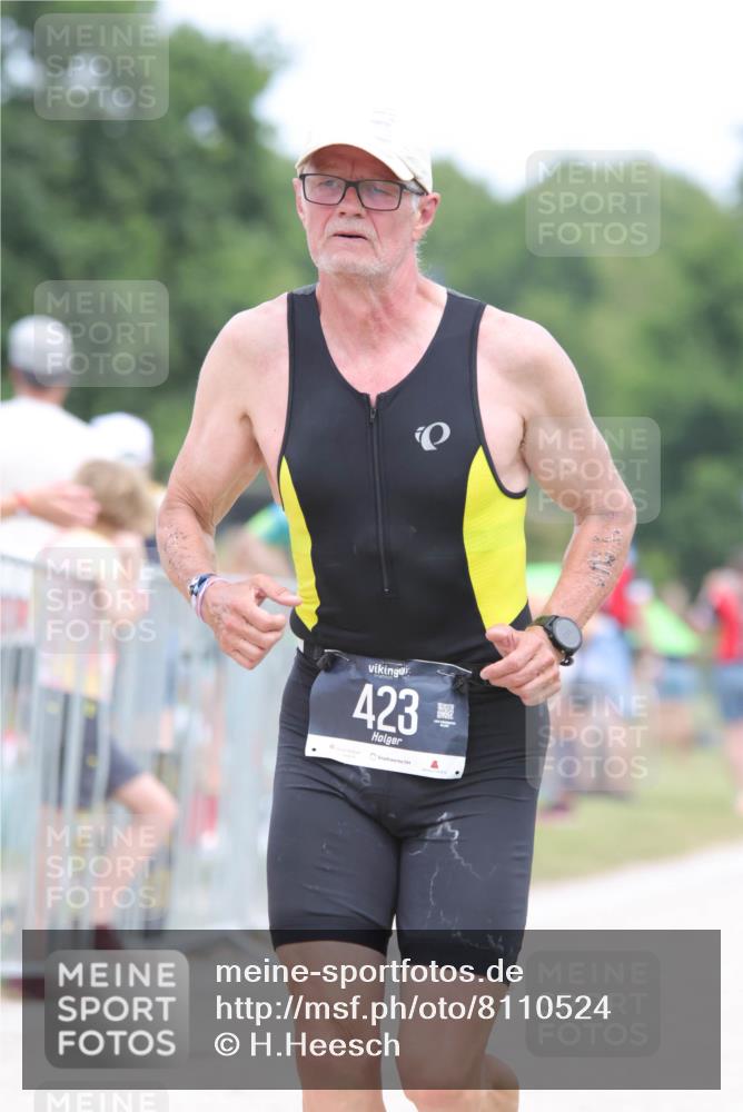 22.06.2025 - Viking Triathlon H.Heesch http://msf.ph/oto/8110524 22.06.2025 14:45:07 Laufen 47, 423 meine-sportfotos.de