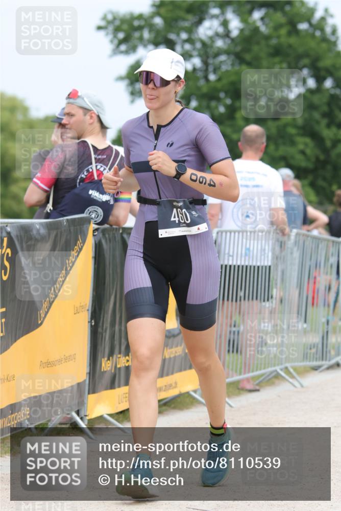 22.06.2025 - Viking Triathlon H.Heesch http://msf.ph/oto/8110539 22.06.2025 14:40:44 Laufen 460, 608, 658 meine-sportfotos.de
