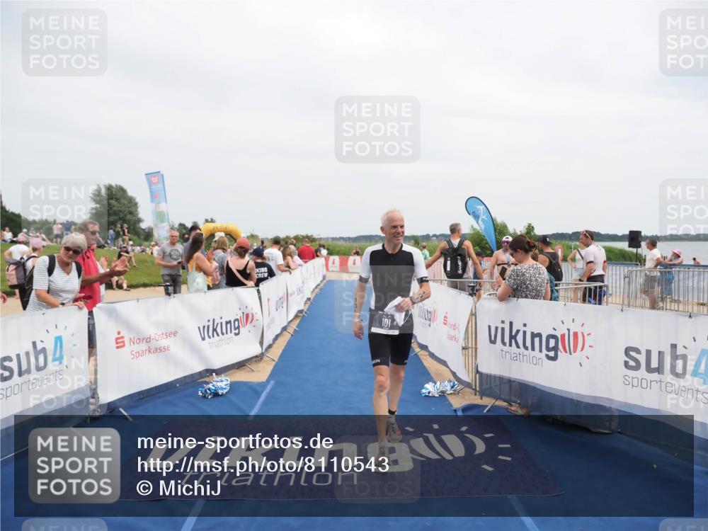 22.06.2025 - Viking Triathlon MichiJ http://msf.ph/oto/8110543 22.06.2025 14:52:38 Ziel 101 meine-sportfotos.de