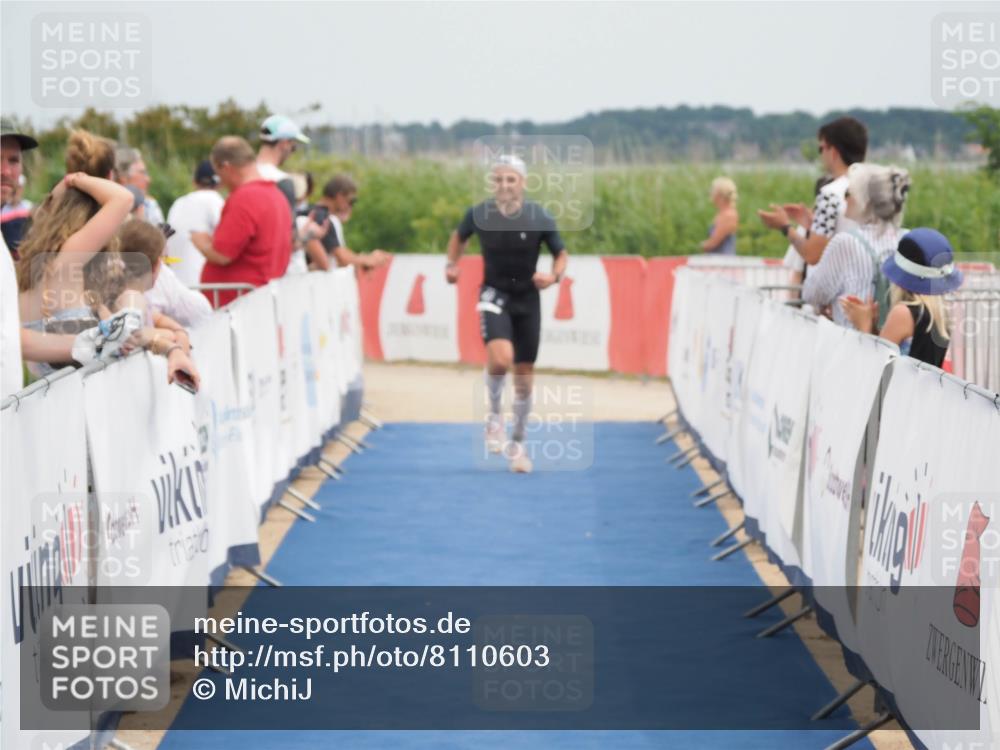22.06.2025 - Viking Triathlon MichiJ http://msf.ph/oto/8110603 22.06.2025 14:53:02 Ziel 40 meine-sportfotos.de