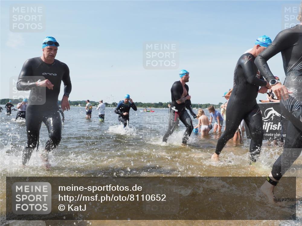 22.06.2025 - Viking Triathlon KatJ http://msf.ph/oto/8110652 22.06.2025 10:39:25 Schwimmen 83, 93, 117, 138, 150, 182, 195, 238, 276, 298, 324, 337, 386, 474, 529, 536 meine-sportfotos.de