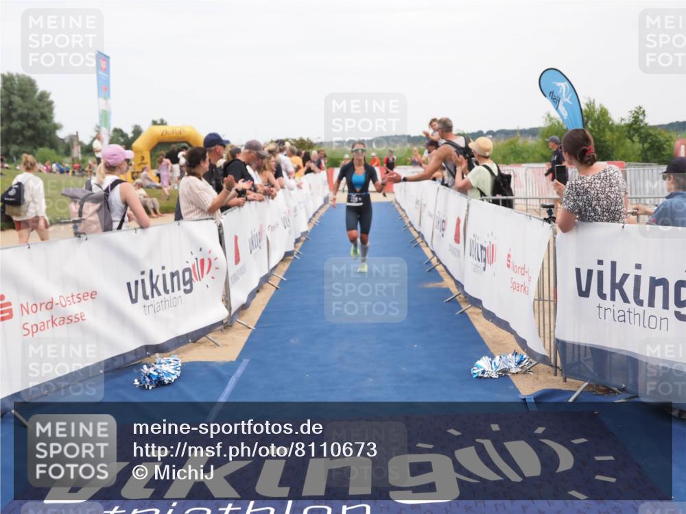 22.06.2025 - Viking Triathlon MichiJ http://msf.ph/oto/8110673 22.06.2025 15:01:55 Ziel 398 meine-sportfotos.de
