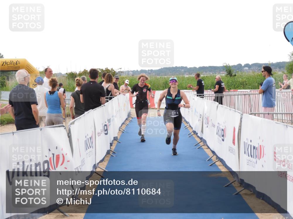 22.06.2025 - Viking Triathlon MichiJ http://msf.ph/oto/8110684 22.06.2025 16:22:31 Ziel 425, 531 meine-sportfotos.de