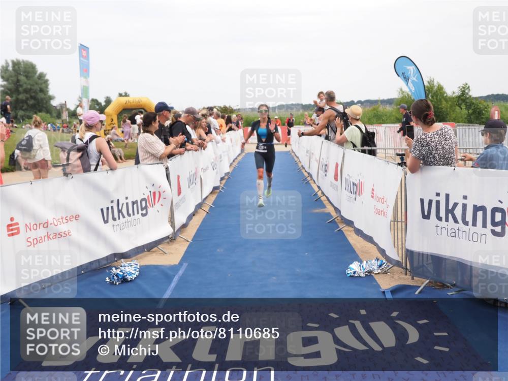 22.06.2025 - Viking Triathlon MichiJ http://msf.ph/oto/8110685 22.06.2025 15:01:55 Ziel 398 meine-sportfotos.de