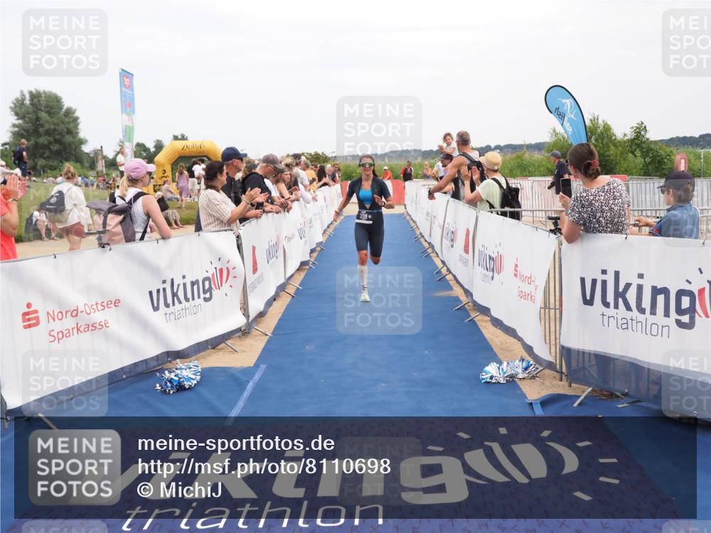 22.06.2025 - Viking Triathlon MichiJ http://msf.ph/oto/8110698 22.06.2025 15:01:55 Ziel 398 meine-sportfotos.de