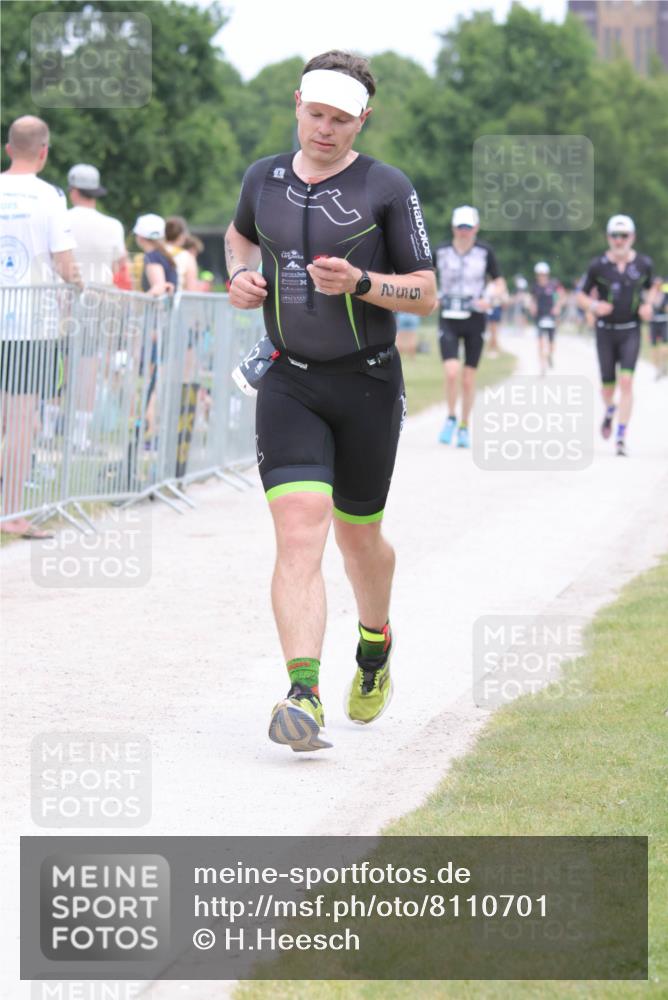 22.06.2025 - Viking Triathlon H.Heesch http://msf.ph/oto/8110701 22.06.2025 14:45:40 Laufen 130, 552 meine-sportfotos.de