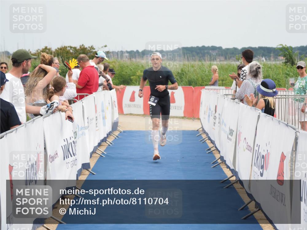 22.06.2025 - Viking Triathlon MichiJ http://msf.ph/oto/8110704 22.06.2025 14:53:03 Ziel 40 meine-sportfotos.de