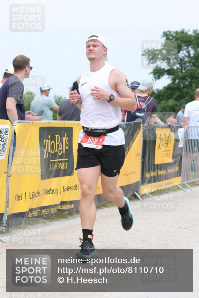 22.06.2025 - Viking Triathlon H.Heesch http://msf.ph/oto/8110710 22.06.2025 14:40:49 Laufen 76, 439, 460, 658 meine-sportfotos.de