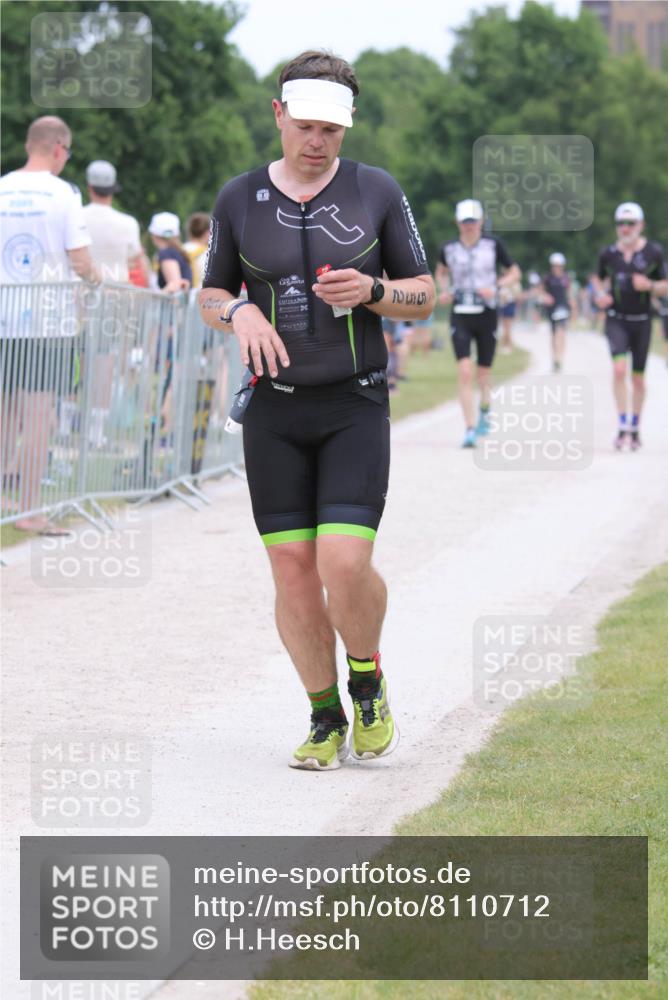 22.06.2025 - Viking Triathlon H.Heesch http://msf.ph/oto/8110712 22.06.2025 14:45:40 Laufen 130, 552 meine-sportfotos.de