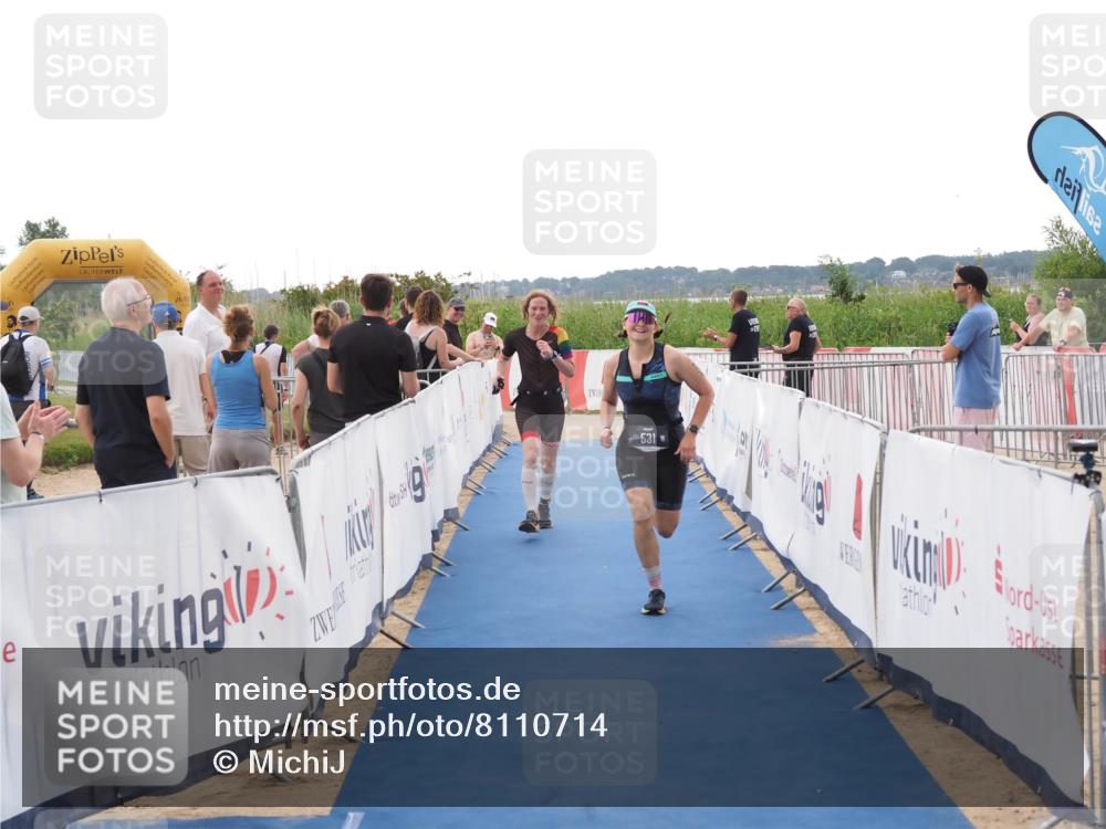 22.06.2025 - Viking Triathlon MichiJ http://msf.ph/oto/8110714 22.06.2025 16:22:31 Ziel 425, 531 meine-sportfotos.de